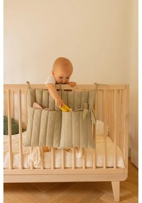 Organizer kieszonkowy na łóżeczko 40 cm Benjamin Olive – Lorena Canals