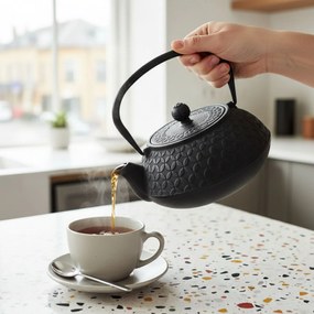 Czajnik żeliwny z zaparzaczem SABI, 1000 ml