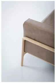 Jasnobrązowa sofa z bawolej skóry z konstrukcją z litego drewna dębowego Gazzda Fawn, 240 cm