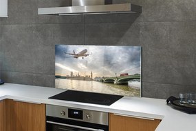 Szklany Panel Samolot w Białych Chmurach