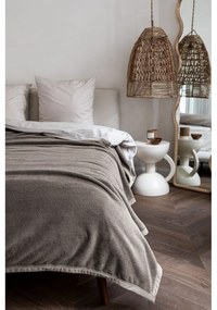 Zielona narzuta na łóżko dwuosobowe z mikropluszu 220x240 cm Lamis – Tiseco Home Studio
