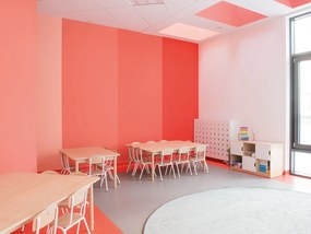 Stół przedszkolny 10-cio osobowy z regulacją wysokości klonowy