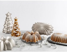 Beżowa aluminiowa forma do pieczenia Dr. Oetker White Christmas Baking, 16 x 26 cm