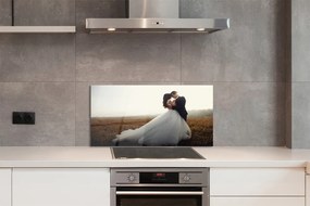 Panel szklany do Kuchni Para Młoda pod Błękitnym Niebem