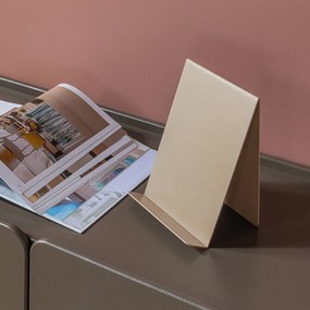 Metalowy stojak na książkę kucharską Brook – WOOOD