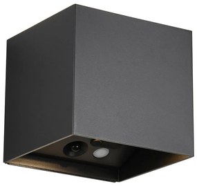 Lampa zewnętrzna ścienna LED z czujnikiem ruchu na USB (wysokość 10 cm) Genie – Trio