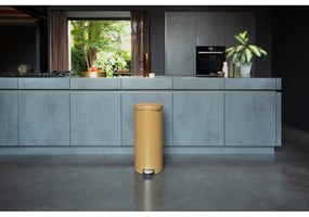 Stalowy kosz na śmieci z pedałem w kolorze złota 30 l NewIcon – Brabantia