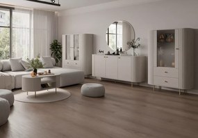 Komoda Opunio 3-drzwiowa z półkami – nowoczesna komoda do salonu beż piaskowy / dąb cremona / dąb dunin, metalowe nogi