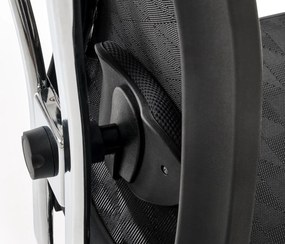 Ergonomiczny fotel biurowy Vixen Halmar, zgodny z normą BHP