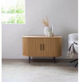 Komoda w dekorze dębu z drzwiami przesuwnymi w naturalnym kolorze 120x76x45 cm Nola – Unique Furniture