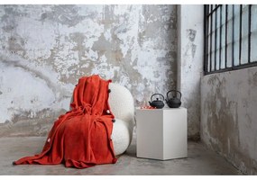 Ceglasta polarowa narzuta 150x200 cm Pom Pom – Mijolnir