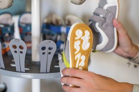 Teleskopowy organizer na obuwie ACHILLES - 36 par butów, WENKO