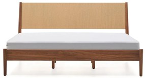 Ciemnobrązowe łóżko dwuosobowe z litego drewna orzechowego ze stelażem 180x200 cm Elan – Kave Home