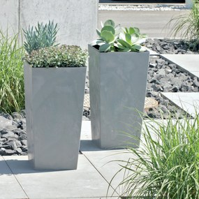 Donica ogrodowa z wkładem Urbi Square Beton Effect 26,5 x 26,5 x 50 cm szary PROSPERPLAST
