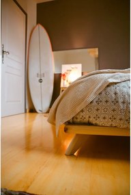 Łóżko dwuosobowe z drewna sosnowego ze stelażem 140x200 cm Senza – Karup Design