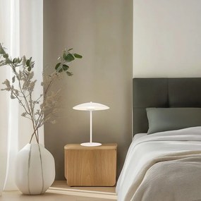 Biała lampa stołowa LED z metalowym kloszem (wysokość 41 cm) Lund – Candellux Lighting