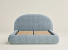 Jasnoniebieskie tapicerowane łóżko dwuosobowe ze schowkiem ze stelażem 160x200 cm Maumere – Maison de Rêve