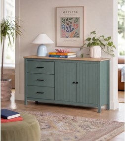 Zielono-naturalna niska komoda z litego drewna sosnowego 150x80 cm Miranda – Marckeric