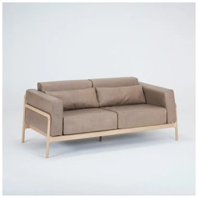 Jasnobrązowa sofa z bawolej skóry z konstrukcją z litego drewna dębowego Gazzda Fawn, 180 cm