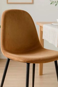 Krzeso Teok z czarnego aksamitu