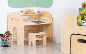 Małe biurko dziecięce z uchylonym blatem A4-H41