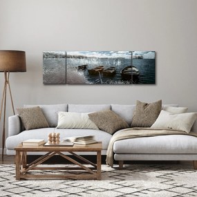 Obraz - Drewniane łodzie na jeziorze (170x50 cm)