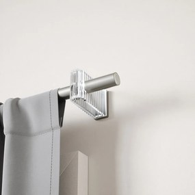 Stalowy regulowany karnisz w kolorze matowego srebra 107 - 305 cm Flute – Umbra