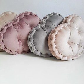 Aksamitna poduszka w kształcie serca