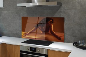 Panel szklany do Kuchni Kobieta Owinięta Materiałem