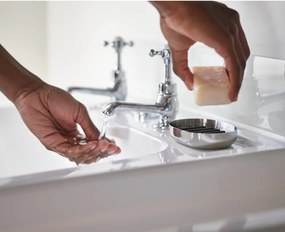 Mydelniczka ze stali nierdzewnej w kolorze srebra z połyskiem EasyStore Luxe – Joseph Joseph