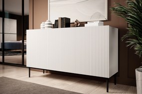 Komoda Nicole 150 cm trzydrzwiowa z ryflowanym frontem - biały mat / czarne nóżki