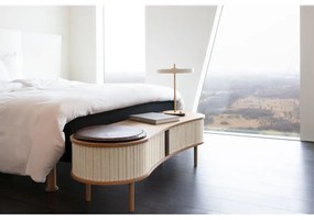 Szara szafka pod TV w dekorze dębu 140x40 cm Audacious – UMAGE