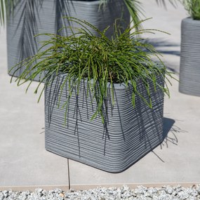 Donica ogrodowa kwadratowa 30 x 30 cm Kubus ryflowana szara PATIO