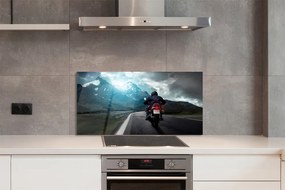 Szkło do Kuchni na Ścianę Motocyklista na Górskiej Trasie