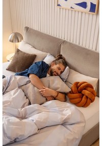 Szarobrązowe tapicerowane łóżko dwuosobowe ze schowkiem i stelażem 180x200 cm Thessa Pillow – Bonami Selection