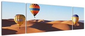 Obraz - latające balony na pustyni (170x50 cm)