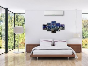 Obraz drapaczy chmur w nocy (125x70 cm)