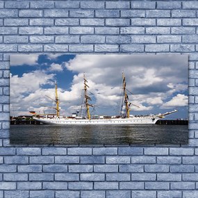 Fotoobraz na płótnie Łódź na Spokojnej Wodzie