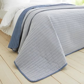 Niebieska narzuta pikowana 220x230 cm Stripe – Catherine Lansfield
