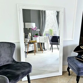 Lustro w białej ramie 146x86cm