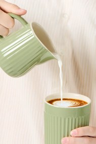 Zielony ceramiczny dzbanek 200 ml MYNTE WASABI