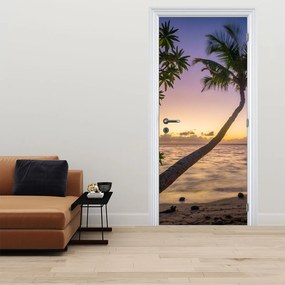 Fototapeta na drzwi - Palma na plaży (95x205cm)