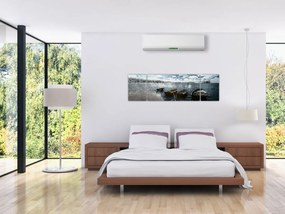 Obraz - Drewniane łodzie na jeziorze (170x50 cm)