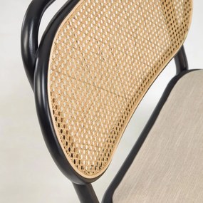 Czarny fotel Kave Home Doriane