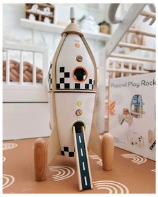 Classic world drewniana rakieta domek dla dzieci + figurki akc.