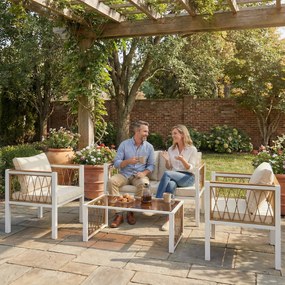 Outsunny Zestaw mebli ogrodowych 4-częściowy Polirattanowy zestaw wypoczynkowy z sofą, 2 fotelami, szklanym stolikiem, poduszkami i matami antypoślizgowymi | Aosom PL