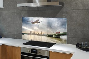 Szklany Panel Samolot w Białych Chmurach