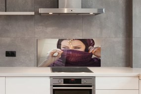 Panel nad Blat Kuchenny Kobieta w Fioletowej Tkaninie