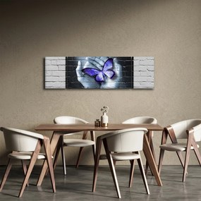 Obraz - Fioletowy motyl na ścianie (170x50 cm)