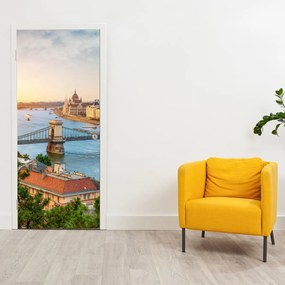 Fototapeta na drzwi - Miasto Budapeszt z rzeką (95x205cm)